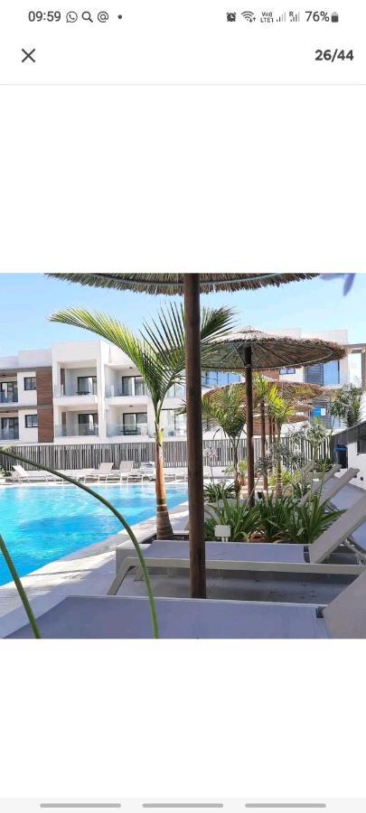 Cosmos Residence Paralimni Esterno foto
