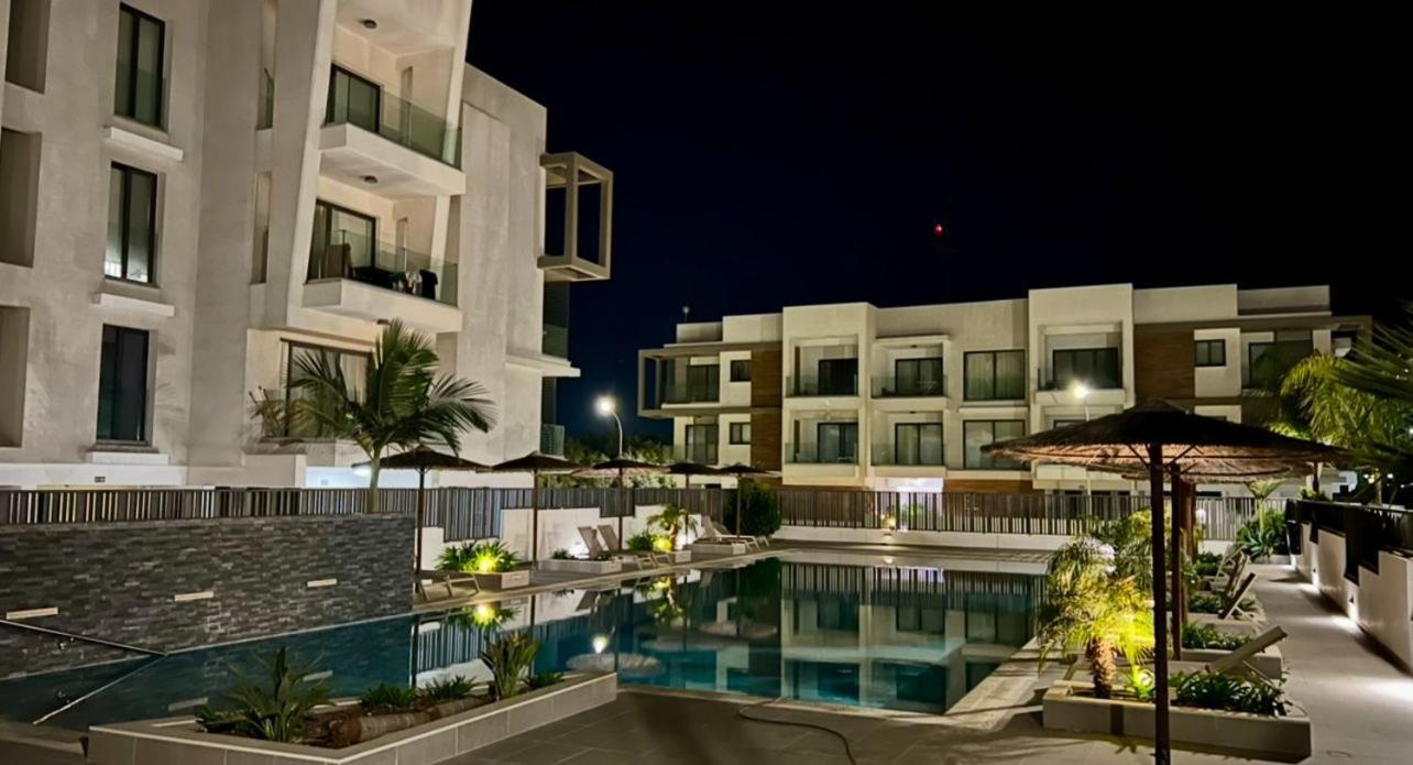 Cosmos Residence Paralimni Esterno foto